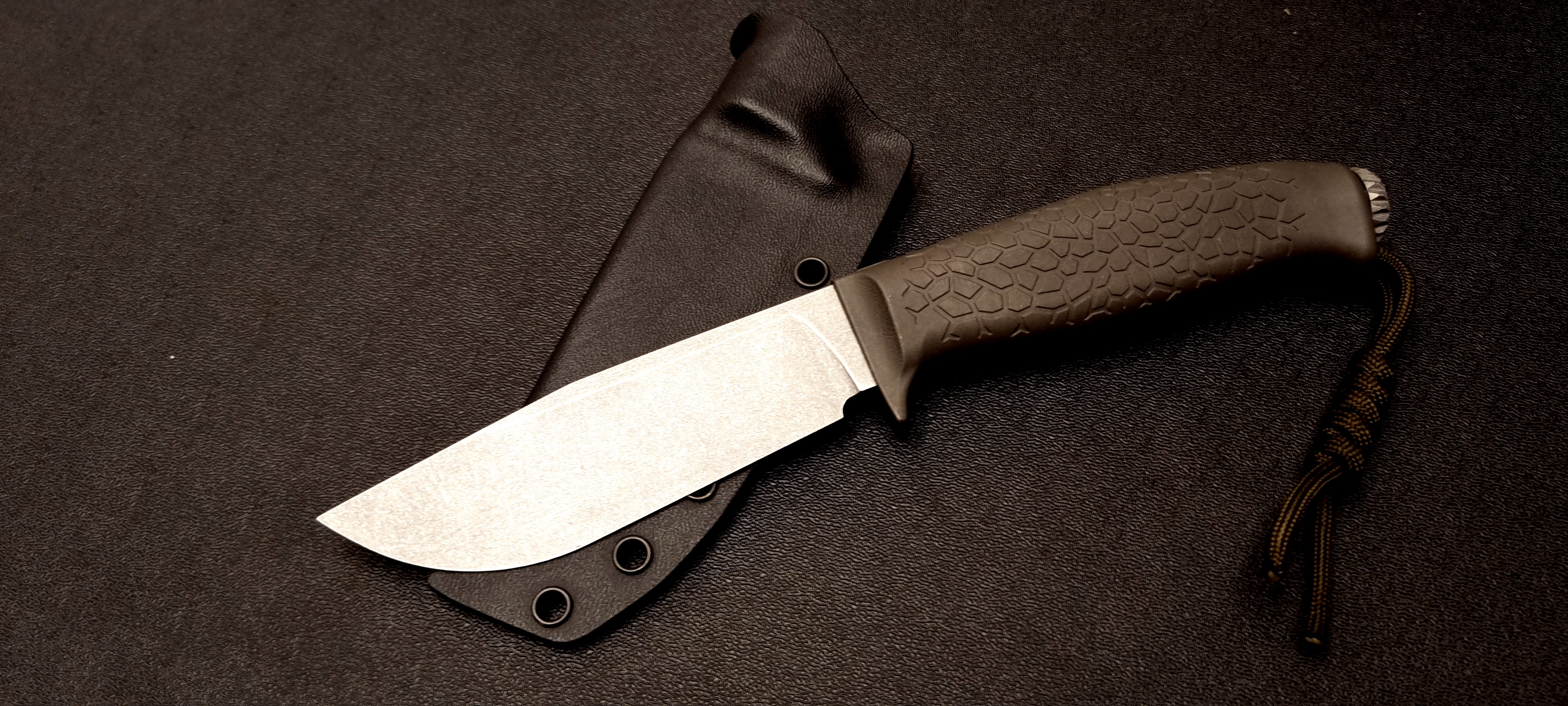 UniTi "Floe" with Bushcraft Blade in MagnaCut